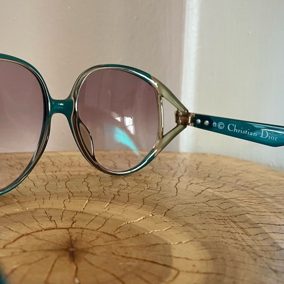 COPY - Vintage 1980s Christian Dior Sunglasses. - Picture 4 of 4
